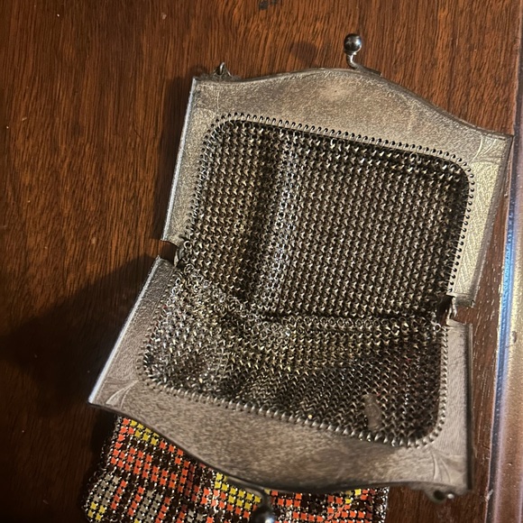 Vintage Chainmail Evening Bag - Picture 2 of 5